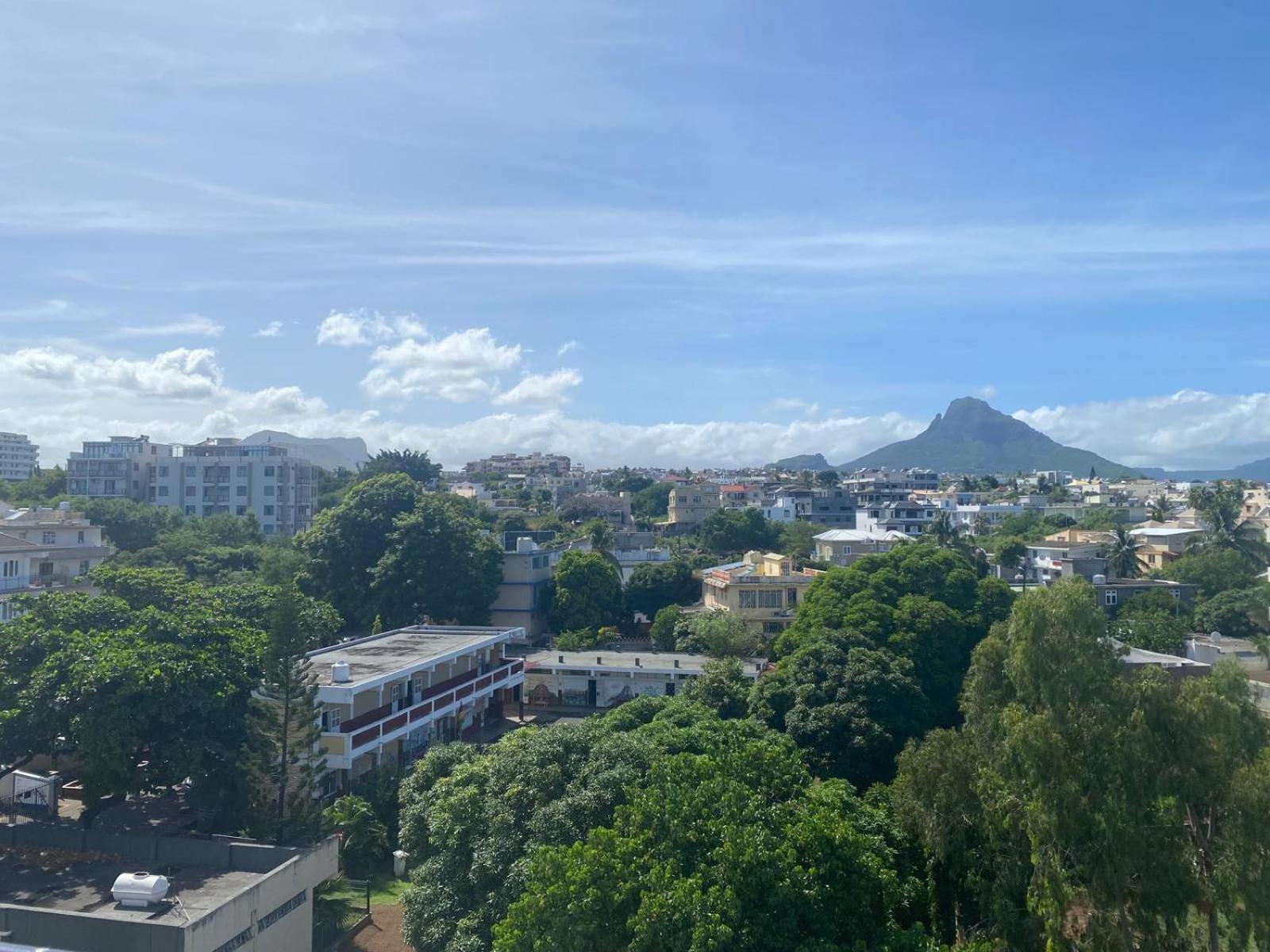 Modernes Apartment & Pool Mit Mega Aussicht Flic en Flac ภายนอก รูปภาพ